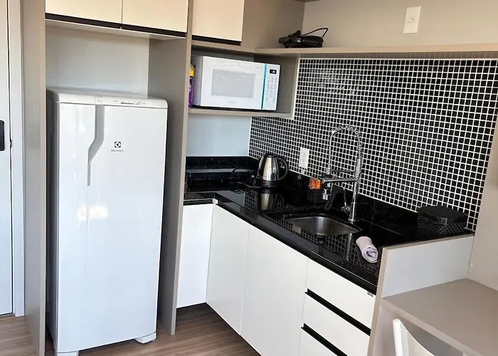 Jp 1117 · Adorável Em Frente Ao Parque Da Redenção Apartamento *